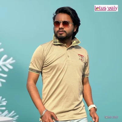 প্রিমিয়াম পোলো টি-শার্ট (বিস্কুট) – স্টাইলিশ ও আরামদায়ক